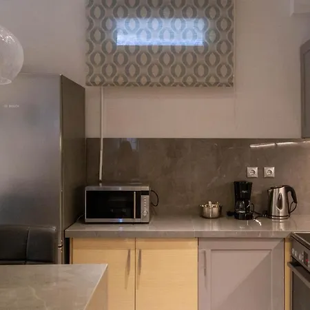 Ifigeneia Apartment *