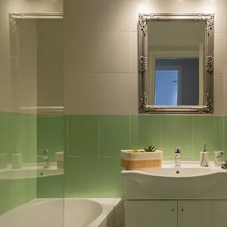 Ifigeneia Apartment *